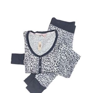Victoria’s Secret fireside thermal long Jane pajama Set animal print